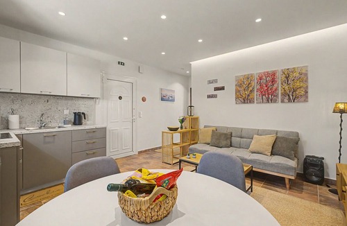 Acharavi Apartment | Apartment 'Cookie' close to the beach, Wi-Fi and Air Conditioning