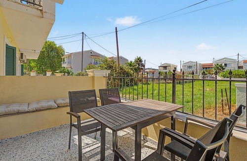 Acharavi Apartment | Apartment 'Cookie' close to the beach, Wi-Fi and Air Conditioning