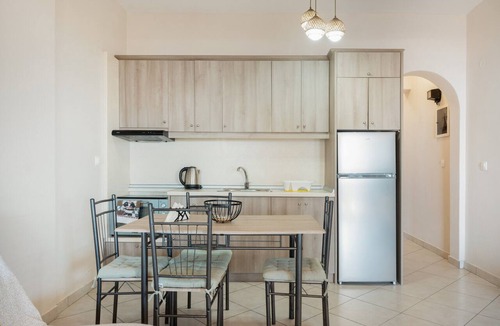 Arkasa Apartment | Apartment 'Family House Apartments Arkasa' with Sea View, Wi-Fi and Air Conditioning