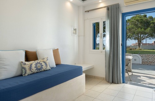 Agios Georgios Bed & Breakfast | Apartment Garden View 3 Guests with Wi-Fi and Air Conditioning