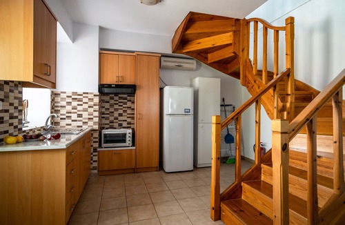 Katouna Apartment | Apartment 'Gardenia' with Sea View, Wi-Fi and Air Conditioning