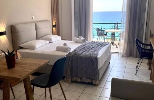 Agios Nikitas Apartment | Apartment in a Hotel 'Sunset Premium Studio 9' with Sea View, Shared Pool, & Wi-Fi
