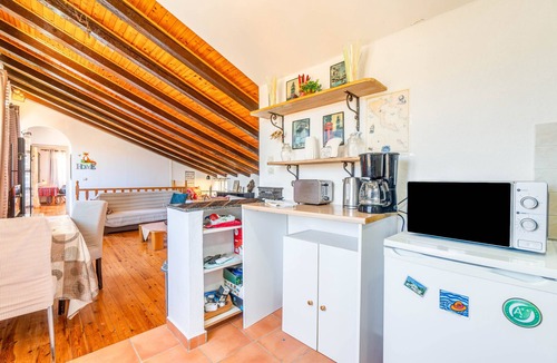 Old Town Apartment | Apartment 'In The Heart Of Corfu' with Wi-Fi and Air Conditioning