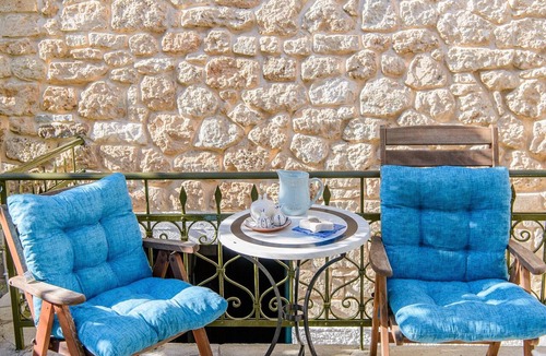 Aegina Town Apartment | Apartment in 'Unit 6' Hotel with Private Terrace, Wi-Fi and Air Conditioning