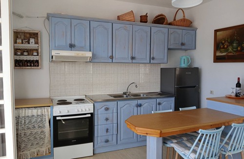 Palekastro Apartment | Apartment 'Memories' with Balcony, Wi-Fi and Air Conditioning