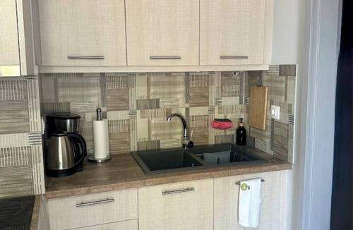Istron Apartment | Apartment on the beach of Voulisma, Crete