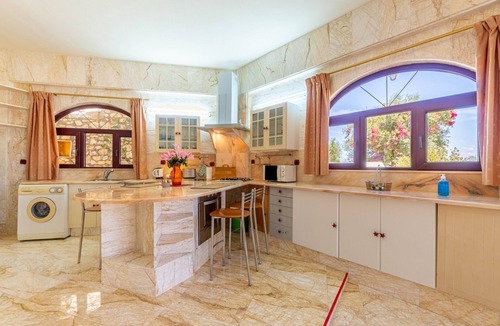 Gaios Apartment | Apartment 'Paco's Resort Family Villa 10' with Sea View, Wi-Fi and Air Conditioning