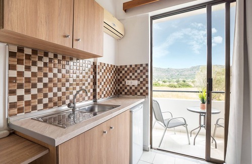 Faliraki Apartment | Apartment 'Sotirakis Standard Room 8' with Mountain View, Wi-Fi and Air Conditioning