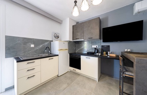Lefkimmi Apartment | Apartment 'Starry Sky Luxury 6' with Shared Terrace, Wi-Fi and Air Conditioning