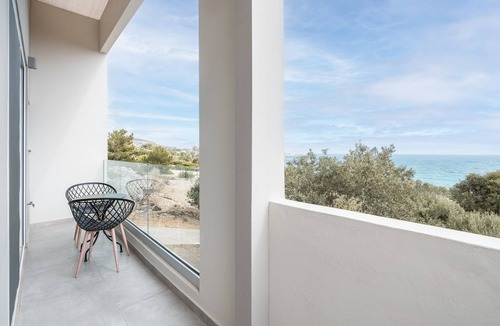 Pefkos Apartment | Apartment 'Tesoro Del Mare with Sea View 2' with Sea View, Wi-Fi and Air Conditioning