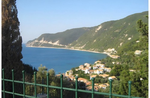 Agios Nikitas Apartment | Apartment 'Villa Milia - 3' with Sea View, Wi-Fi and Air Conditioning
