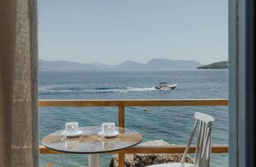 Nidri Apartment | Apartment with Balcony - Sea Mansion Lefkada