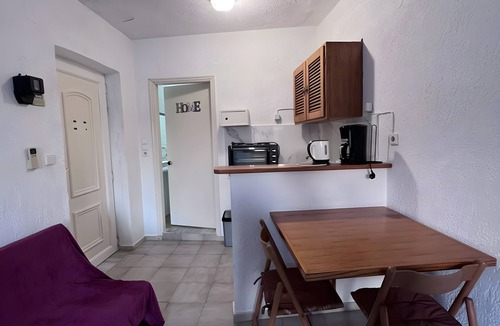 Panormos Apartment | Apartment with View of Panormos