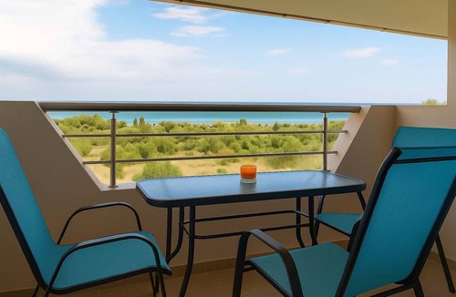 Pefkochori Apartment | Aquamare Studios - Seaview Suite & Pool Escape
