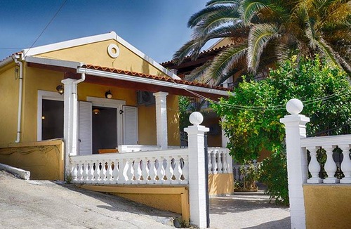 Agios Georgios Pagon Apartment | Arista Studio 3 - 50m vom Strand entfernt - Agios Georgios Pagi