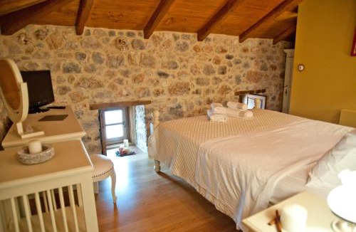Leonidio Hotel | Archontiko Hatzipanayioti