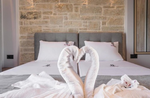 Pyrgos Psilonerou Villa | Armdin Seaview Villa 1