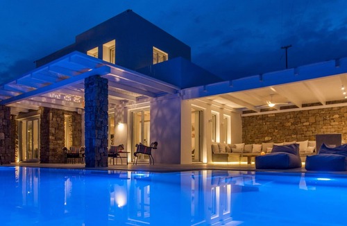 Elia Villa | Artemis | 7BD minimal villa, Private pool, Jacuzzi