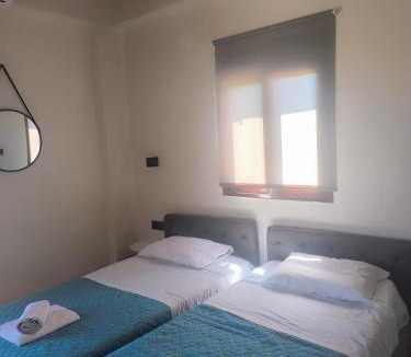 Frangokastellon Hotel | Artemis Hotel-MeRaki Restaurant