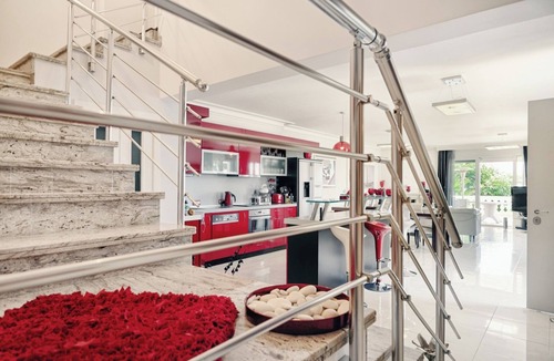 Gerakini House | ARURA SUPER LUXURY VILLA, GERAKINI, GREECE, 30 METERS FROM THE AEGEAN SEA