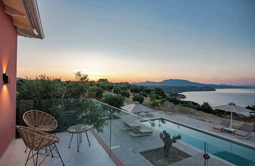 Pylos-Nestoras Apartment | Assini Estate, Horizon Suite w/Panoramic Seaviews