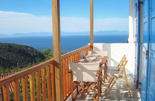 Alonnisos Old Town Apartment | Asteri Living