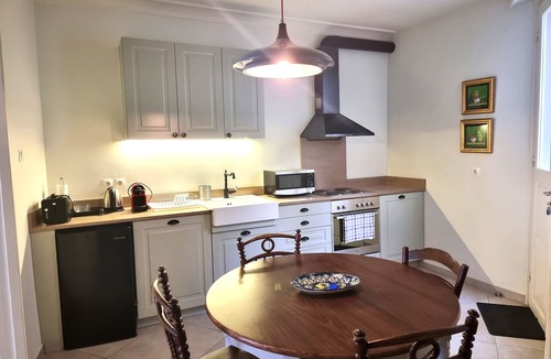 Koukaki Apartment | Athenian Charm