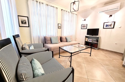 Koukaki Apartment | Athenian Charm