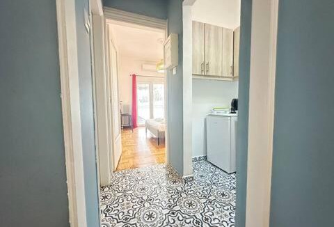 Ampelokipoi Apartment | Athenian Cosy Getaway 2