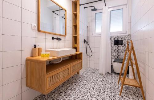 Filopappou Apartment | Athens 2BR Apt with Balcony, Walk to Acropolis