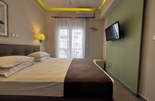 Kypseli Hotel | Athens Stay 15 Hotel-Style Room & King Bed