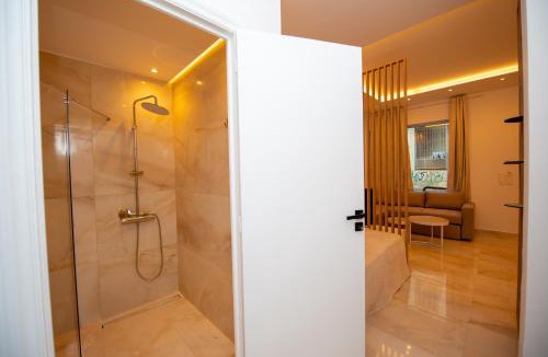 Thissio Apartment | Athens Thiseio metro stop 12 min to the Acropolis