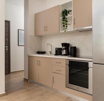 Platia Viktorias Apartment | Athens Urban Vibes 4 Quiet Balcony Peaceful
