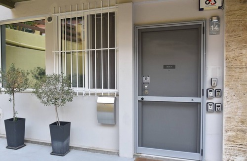 Ampelokipoi Apartment | Athens Zeus A by Super Host Hub