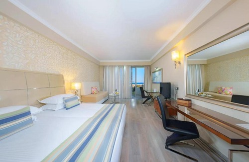 Ixia Hotel | ATRIUM PLATINUM