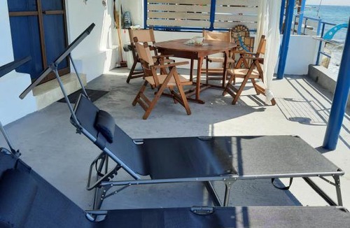 Megalos Prinos Apartment | Avgoustos Beach House