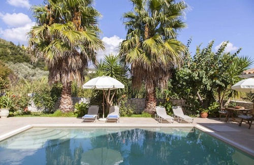 Vassiliki Apartment | Azalea Villas