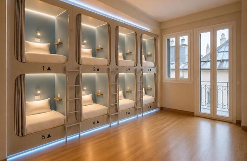 Piraeus Hotel | BeachBox