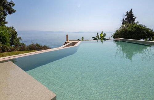 Dafnata Villa | Beachfront Achillion Bay Villa in Corfu