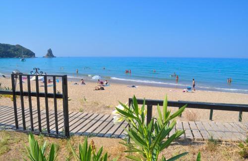 Agios Gordios House | Beachfront holiday House yannis on Agios Gordios beach in Corfu
