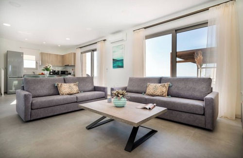Rethymno Villa | Beachfront Villa w/Private Pool, BBQ and Ping Pong