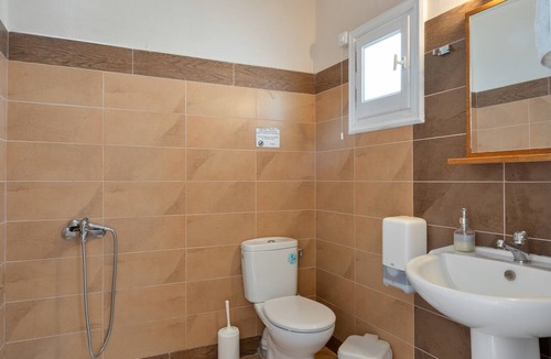 Telendos Bed & Breakfast | Bed and Breakfast 'Suite No 10' with Sea View, Wi-Fi and Air Conditioning