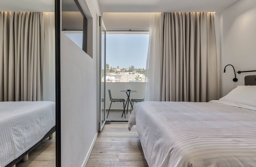 Zakynthos Town Hotel | Bitzaro Boutique Hotel