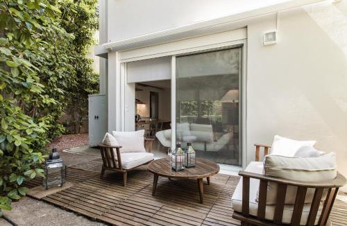 Vouliagmeni Apartment | Bliss Living