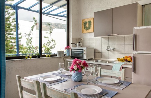 Agia Pelagia Apartment | Blue Cactus village center