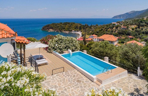 Samos Town House | "Blue Villa" by Interhome