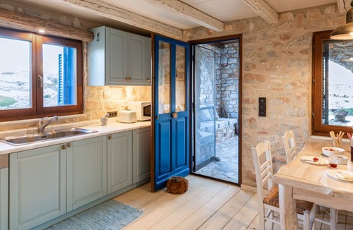 Krotiri Villa | Blue Villa in Kampos, Paros