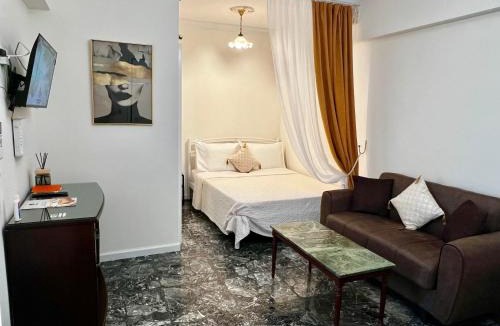 Varkiza Apartment | Boutique Sea & Garden