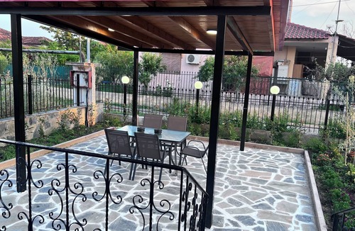 Nea Iraklia Apartment | Brand new 2-bedroom apartment with AC, WiFi in beautiful Χαλκιδική