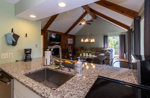 Lake of the Ozarks House | Brett's Oasis Private Lake House in Margaritaville